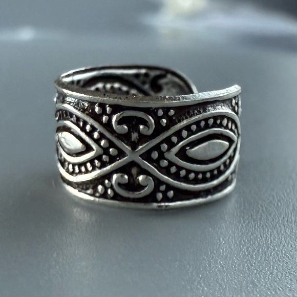 Sterling Silver Patterned Wide Ear Cuff - Picture 9 of 10